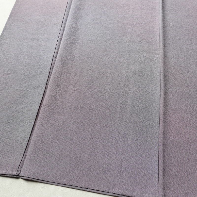 小紋 良品 斉藤三才 落款入り 縮緬 正絹 その他の柄 袷仕立て 身丈166cm 裄丈67cm 着物 紫・藤色_画像4