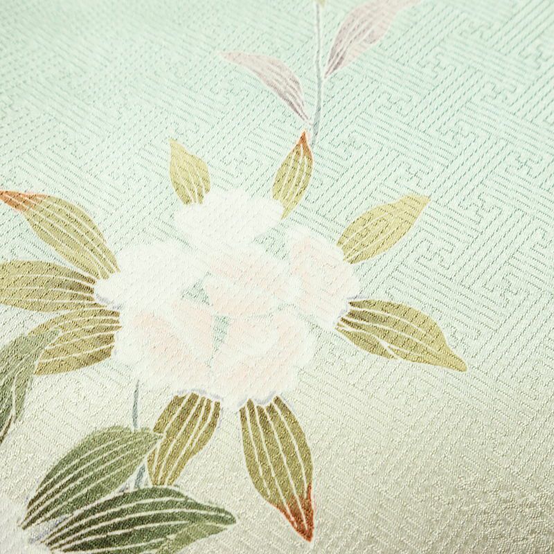 訪問着 良品 しつけ糸付き 綸子 正絹 花柄 袷仕立て 身丈163.5cm 裄丈68cm フォーマル 着物 緑・うぐいす色_画像7