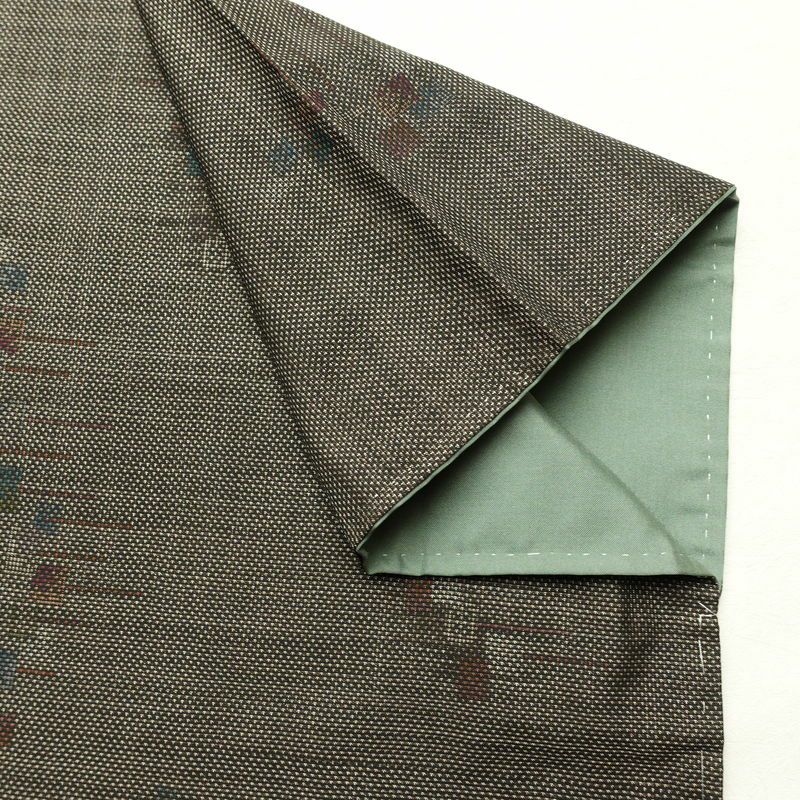 大島紬 古代染色純泥染 良品 証紙あり 正絹 幾何学柄・抽象柄 袷仕立て 身丈162cm 裄丈63cm 一部しつけ糸付き 着物 茶_画像14