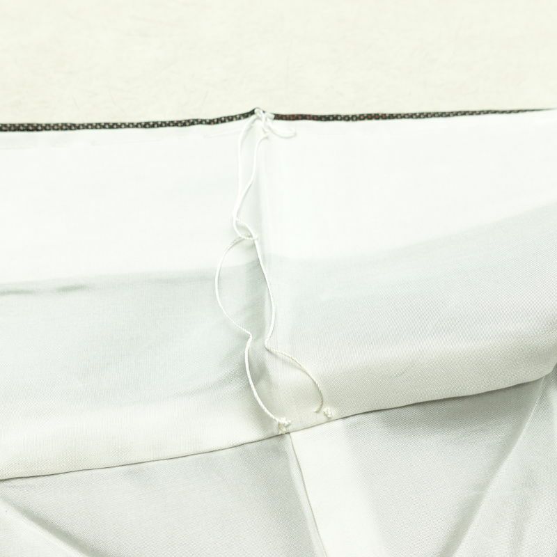 大島紬 古代染色純泥染 良品 証紙あり 正絹 幾何学柄・抽象柄 袷仕立て 身丈162cm 裄丈63cm 一部しつけ糸付き 着物 茶_画像18