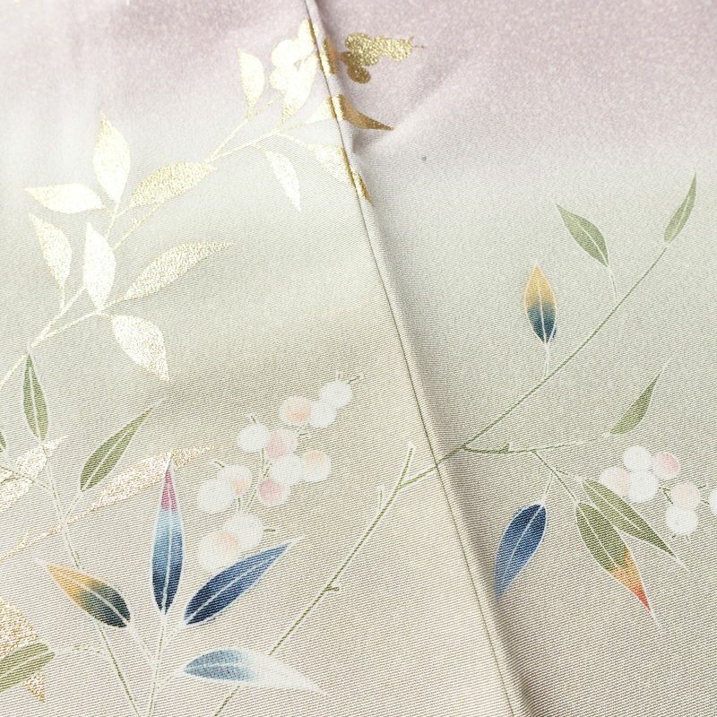 付け下げ 良品 縮緬 正絹 木の葉・植物柄 袷仕立て 身丈160cm 裄丈63.5cm 箔 共八掛 フォーマル 着物 紫・藤色_画像11