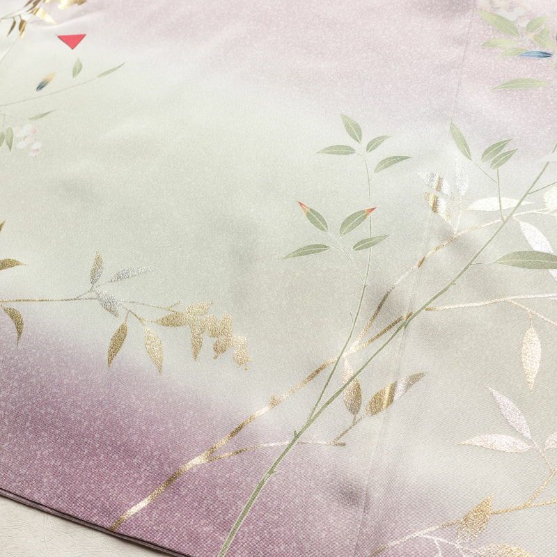 付け下げ 良品 縮緬 正絹 木の葉・植物柄 袷仕立て 身丈160cm 裄丈63.5cm 箔 共八掛 フォーマル 着物 紫・藤色_画像13