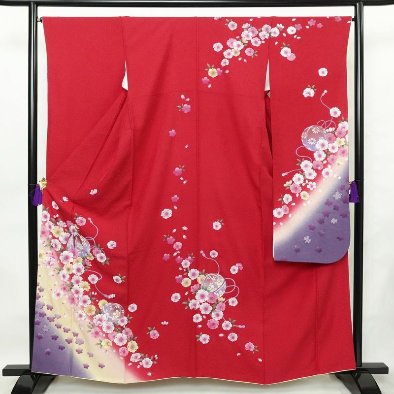 振袖 良品 正絹 花柄 袷仕立て 身丈161cm 裄丈66cm フォーマル 成人式 二十歳 着物 赤・朱_画像1