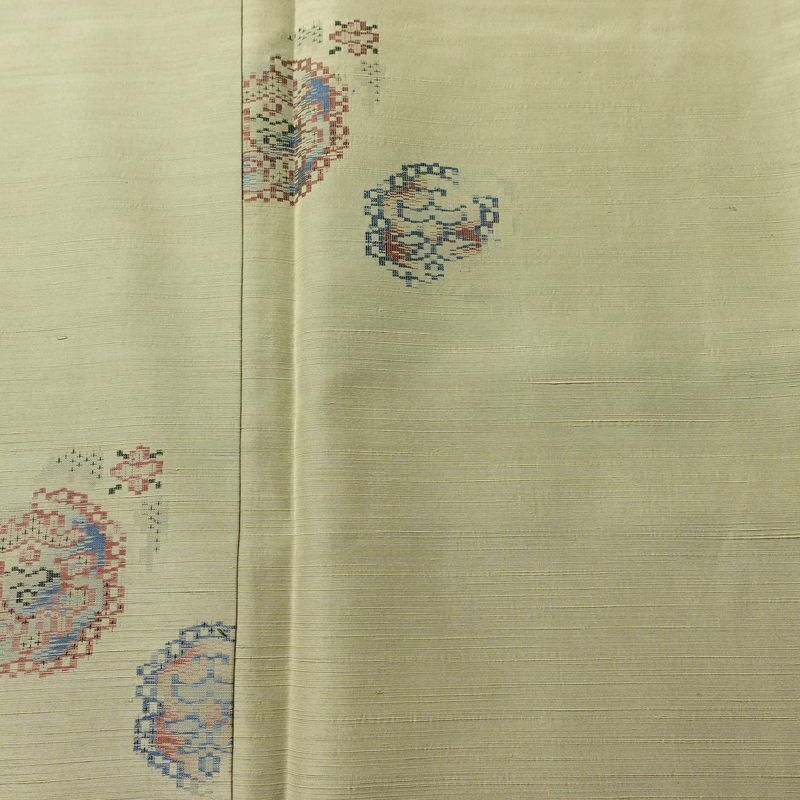 紬 良品 しつけ糸付き 正絹 幾何学柄・抽象柄 袷仕立て 身丈155.5cm 裄丈66cm 着物 緑・うぐいす色_画像6