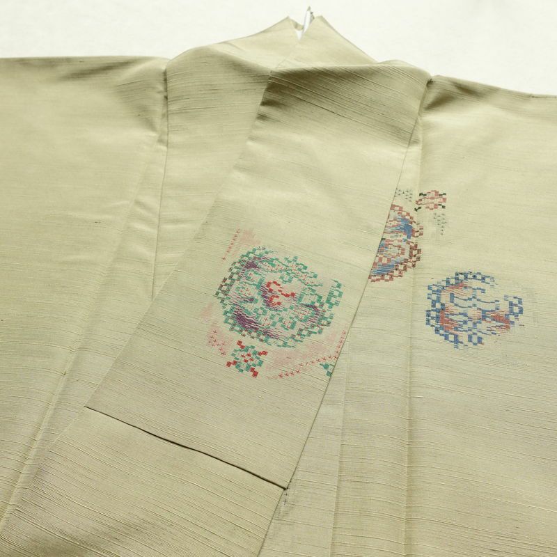 紬 良品 しつけ糸付き 正絹 幾何学柄・抽象柄 袷仕立て 身丈155.5cm 裄丈66cm 着物 緑・うぐいす色_画像18