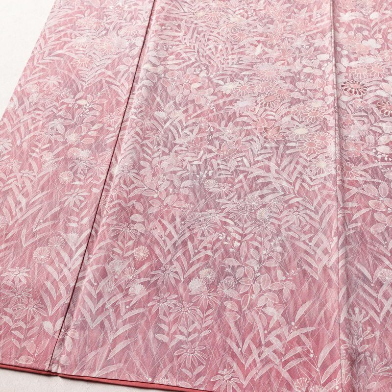 小紋 付下小紋 縮緬 相良刺繍 一つ紋付き 正絹 木の葉・植物柄 袷仕立て 身丈159cm 裄丈64.5cm 刺繍 フォーマル 着物 ピンク_画像4