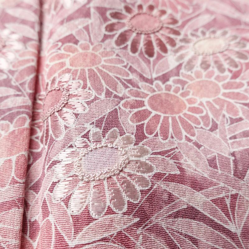 小紋 付下小紋 縮緬 相良刺繍 一つ紋付き 正絹 木の葉・植物柄 袷仕立て 身丈159cm 裄丈64.5cm 刺繍 フォーマル 着物 ピンク_画像8