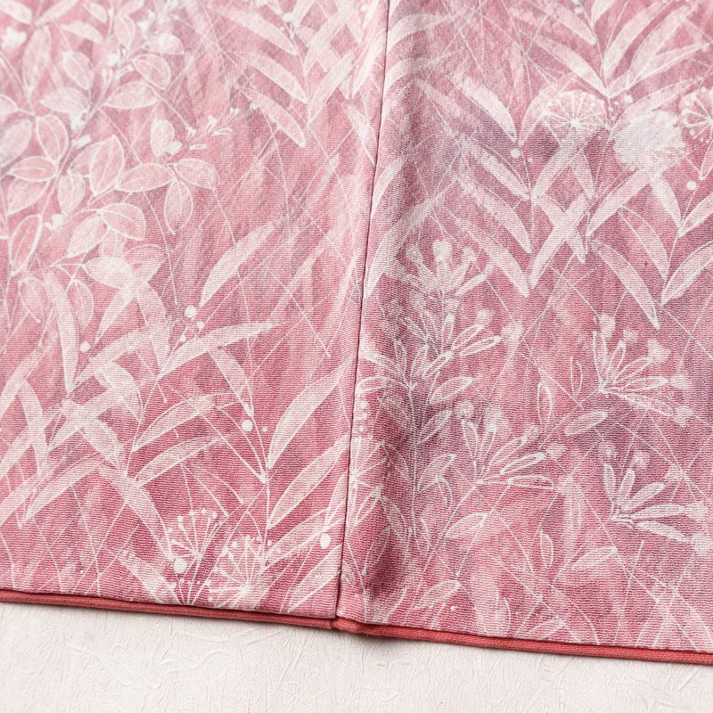 小紋 付下小紋 縮緬 相良刺繍 一つ紋付き 正絹 木の葉・植物柄 袷仕立て 身丈159cm 裄丈64.5cm 刺繍 フォーマル 着物 ピンク_画像10