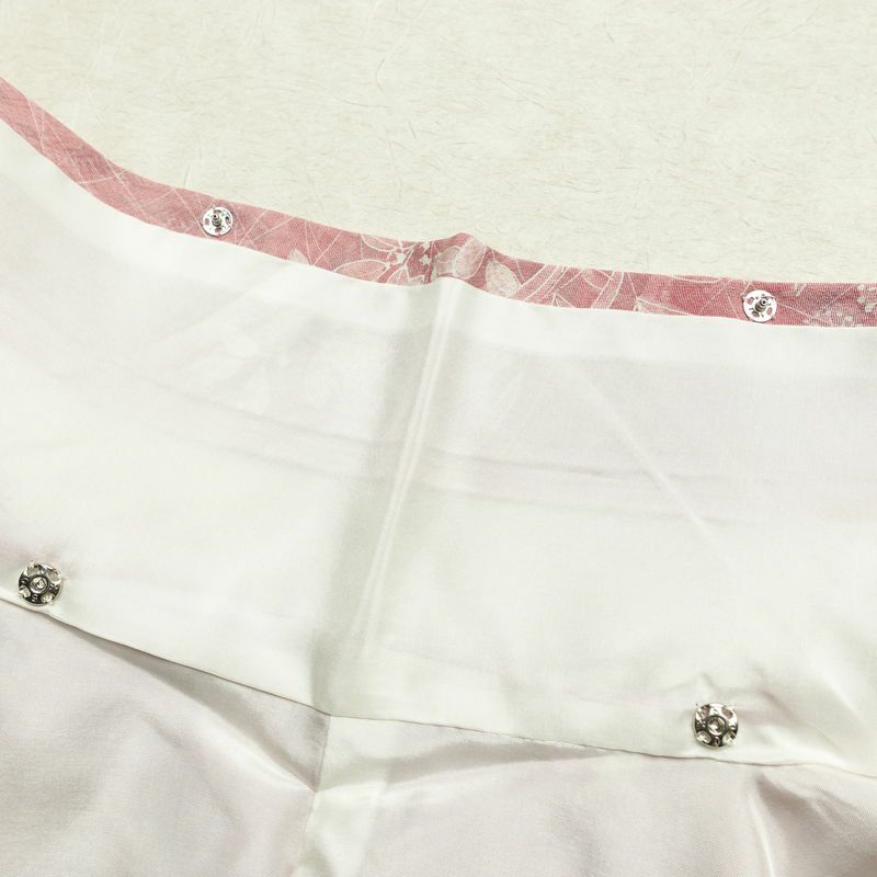 小紋 付下小紋 縮緬 相良刺繍 一つ紋付き 正絹 木の葉・植物柄 袷仕立て 身丈159cm 裄丈64.5cm 刺繍 フォーマル 着物 ピンク_画像18