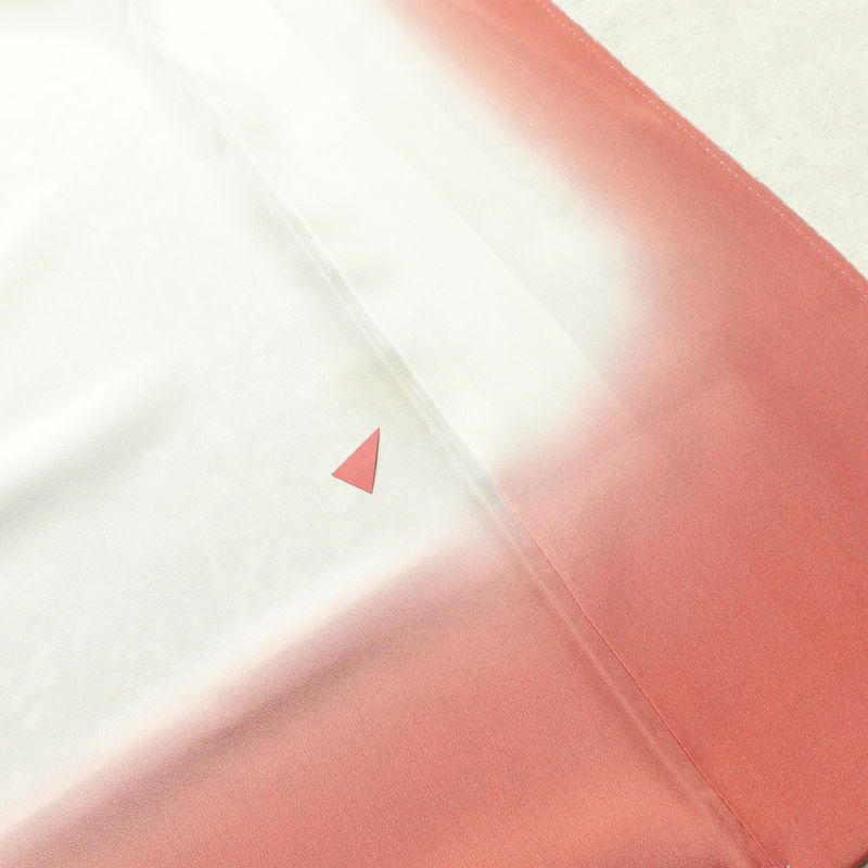 小紋 付下小紋 縮緬 相良刺繍 一つ紋付き 正絹 木の葉・植物柄 袷仕立て 身丈159cm 裄丈64.5cm 刺繍 フォーマル 着物 ピンク_画像19