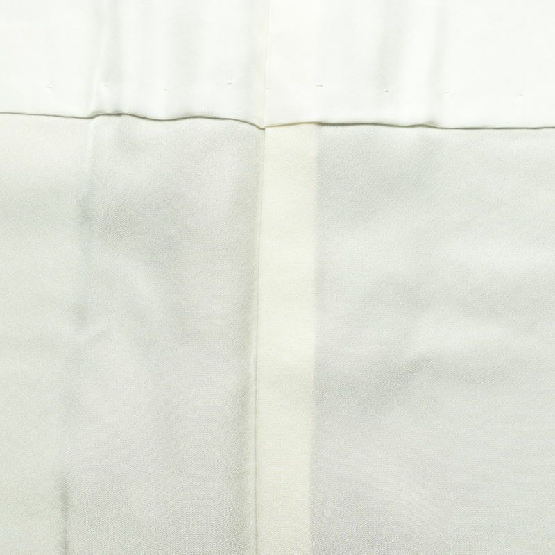 付け下げ 良品 しつけ糸付き 絞り 正絹 花柄 袷仕立て 身丈157.5cm 裄丈65.5cm 箔 金彩 フォーマル 着物 紫・藤色_画像20