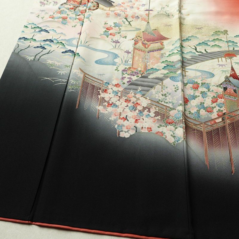 付け下げ 良品 縮緬 正絹 風景柄 袷仕立て 身丈155.5cm 裄丈65.5cm 箔 金彩 フォーマル 着物 赤・朱_画像4