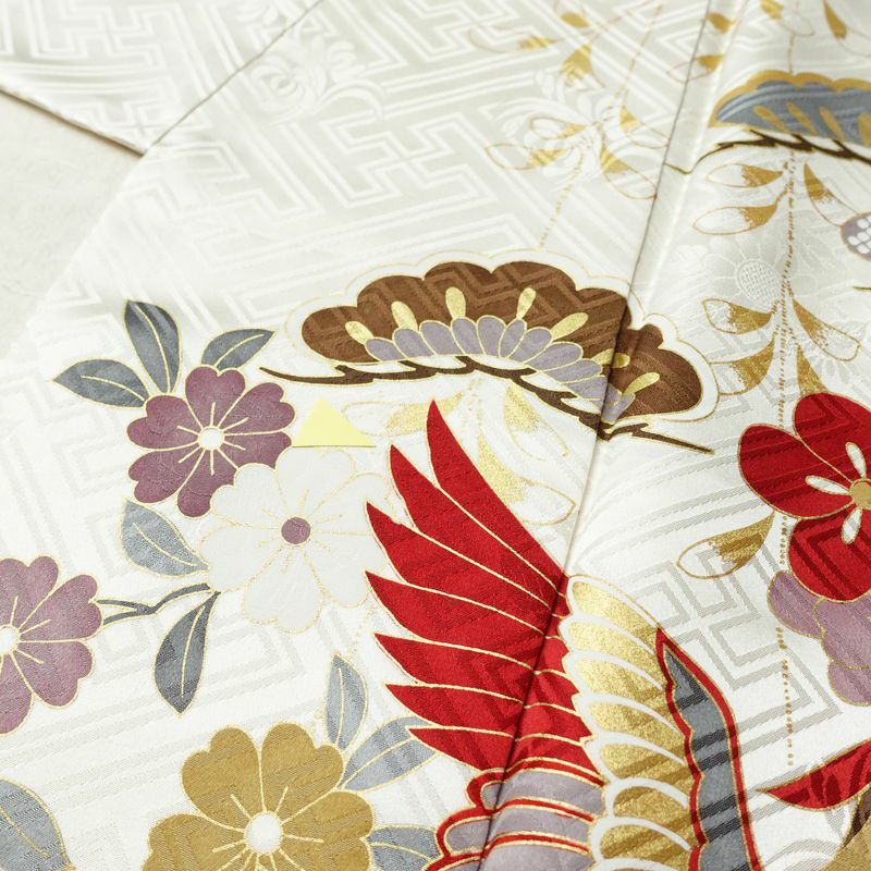 振袖 良品 綸子 正絹 古典柄 袷仕立て 身丈165.5cm 裄丈67cm 箔 金彩 フォーマル 着物 多色使い_画像7