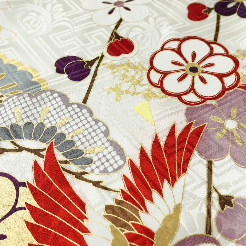 振袖 良品 綸子 正絹 古典柄 袷仕立て 身丈165.5cm 裄丈67cm 箔 金彩 フォーマル 着物 多色使い_画像8