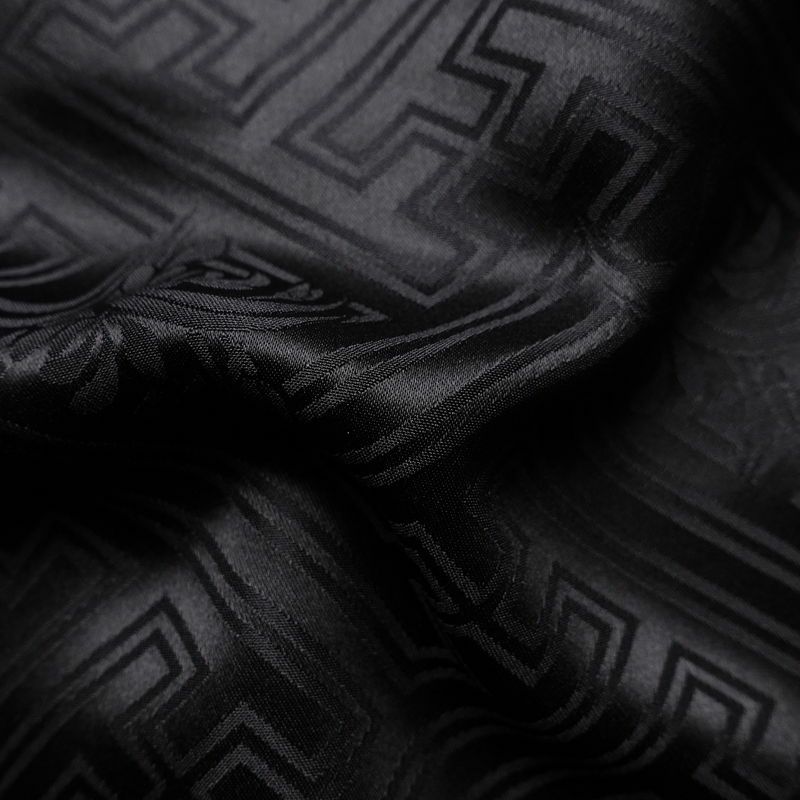 振袖 良品 綸子 正絹 古典柄 袷仕立て 身丈165.5cm 裄丈67cm 箔 金彩 フォーマル 着物 多色使い_画像21