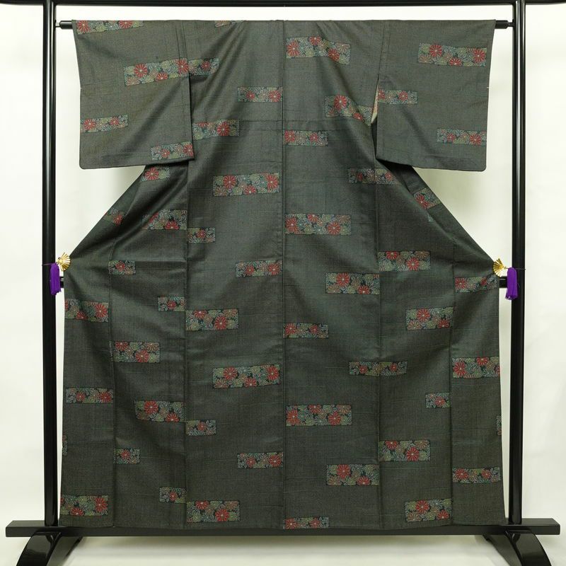 単衣 小紋 良品 正絹 花柄 単衣仕立て 身丈158.5cm 裄丈63cm 着物 緑・うぐいす色_画像1