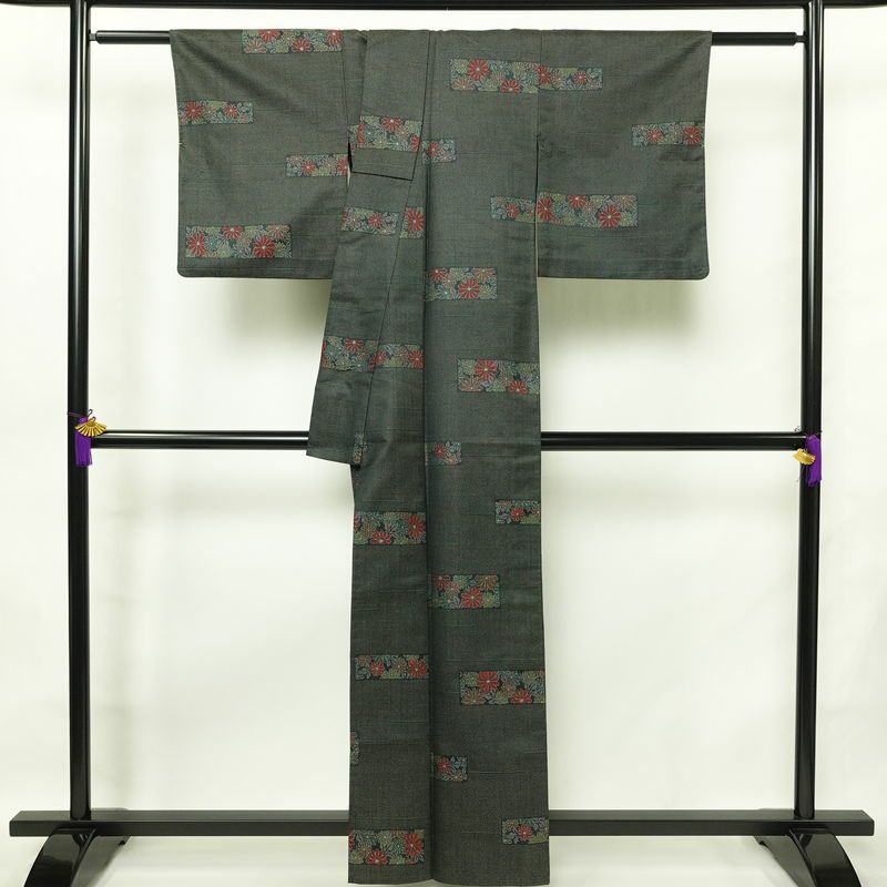 単衣 小紋 良品 正絹 花柄 単衣仕立て 身丈158.5cm 裄丈63cm 着物 緑・うぐいす色_画像2