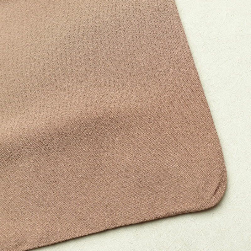 色無地 柿本市郎 落款入り 縮緬 一つ紋付き 正絹 無地 袷仕立て 身丈163cm 裄丈68cm フォーマル 着物 ベージュ_画像14