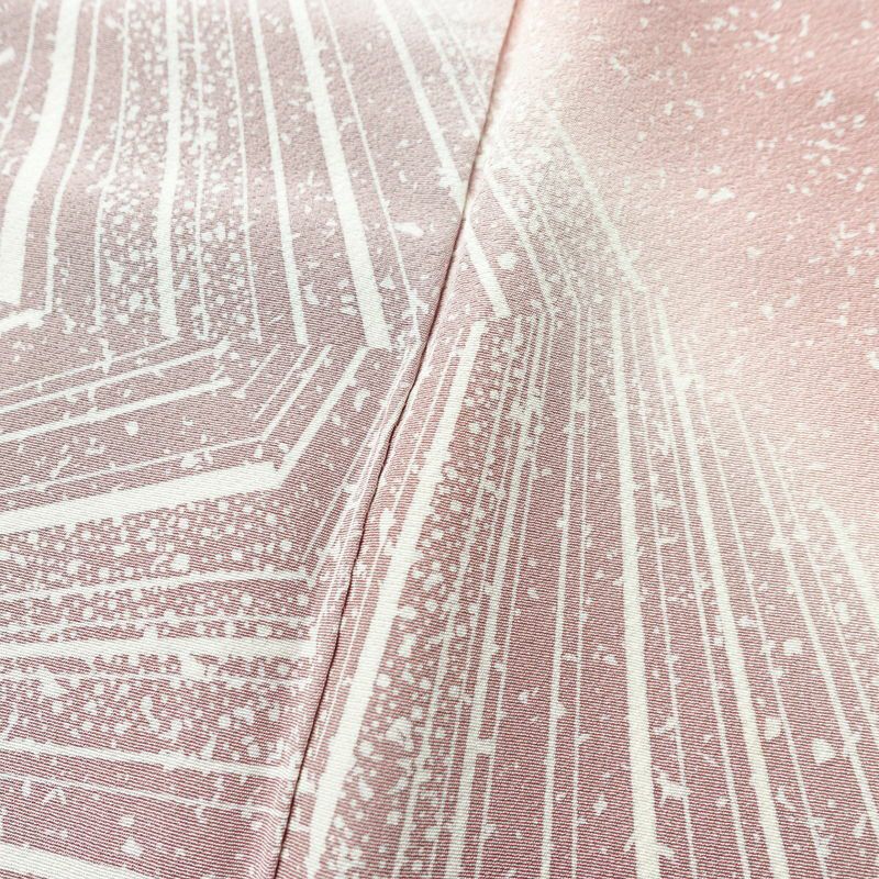 付け下げ 良品 作家物 落款入り 一つ紋付き 正絹 幾何学柄・抽象柄 袷仕立て 身丈165.5cm 裄丈67.5cm フォーマル 着物 ピンク_画像7