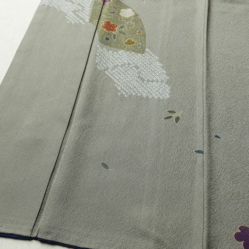 訪問着 正絹 古典柄 袷仕立て 身丈164.5cm 裄丈66.5cm 箔 金彩 フォーマル 着物 グレー_画像4