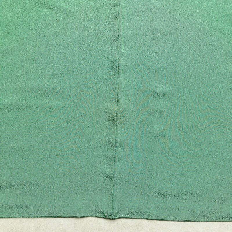 色無地 縮緬 一つ紋付き 正絹 無地 袷仕立て 身丈160.5cm 裄丈67cm 共八掛 フォーマル 着物 緑・うぐいす色_画像12