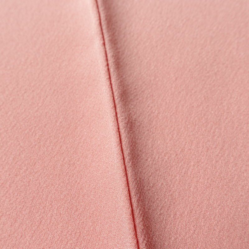 色無地 しつけ糸付き 縮緬 一つ紋付き 正絹 無地 袷仕立て 身丈157cm 裄丈65cm フォーマル 着物 ピンク_画像9