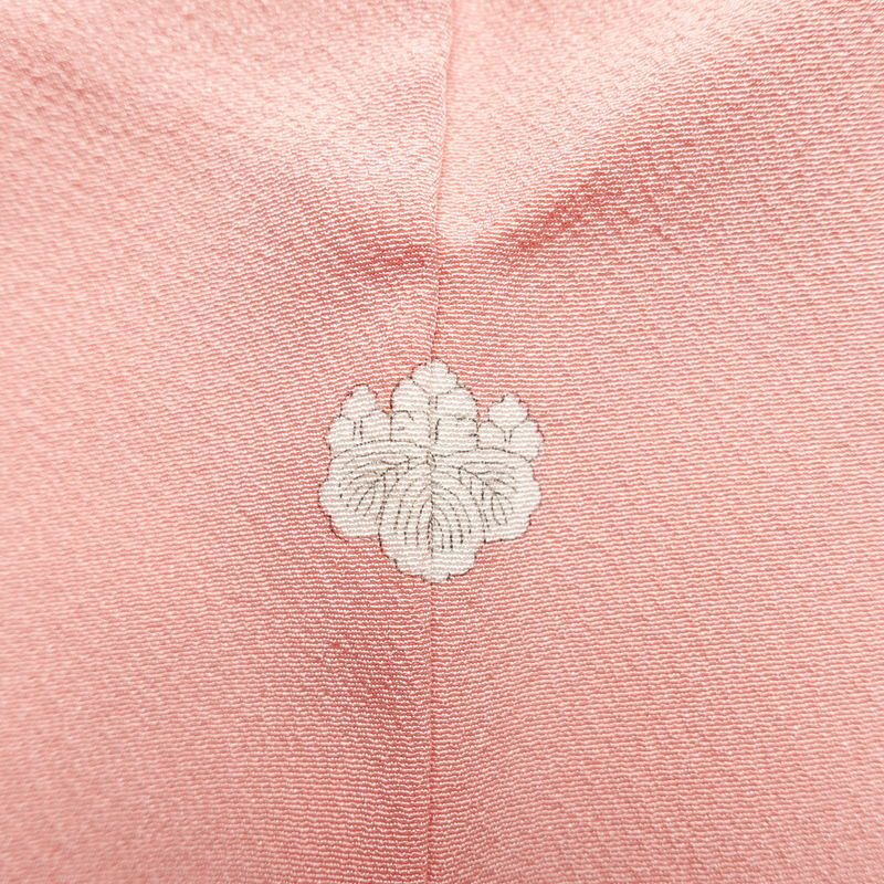 色無地 しつけ糸付き 縮緬 一つ紋付き 正絹 無地 袷仕立て 身丈157cm 裄丈65cm フォーマル 着物 ピンク_画像12