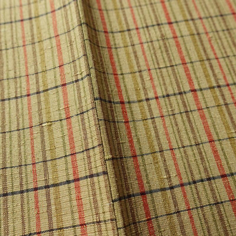 紬 良品 しつけ糸付き 正絹 チェック・格子柄 袷仕立て 身丈166.5cm 裄丈67cm 着物 黄・黄土色_画像10