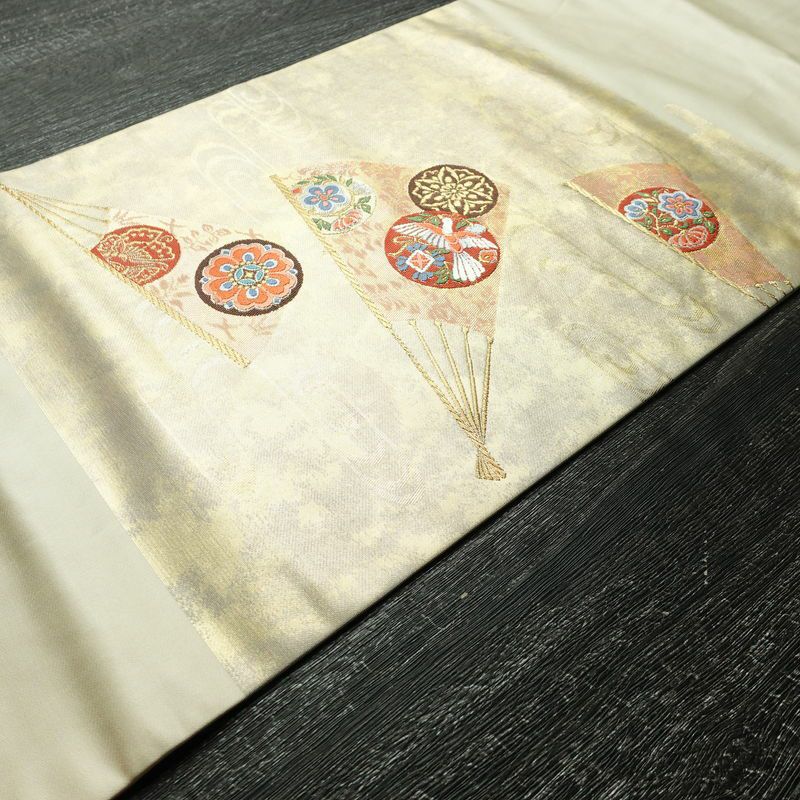 名古屋帯 太鼓柄 正絹 古典柄 名古屋仕立て 箔 金糸 帯 扇子 白_画像9