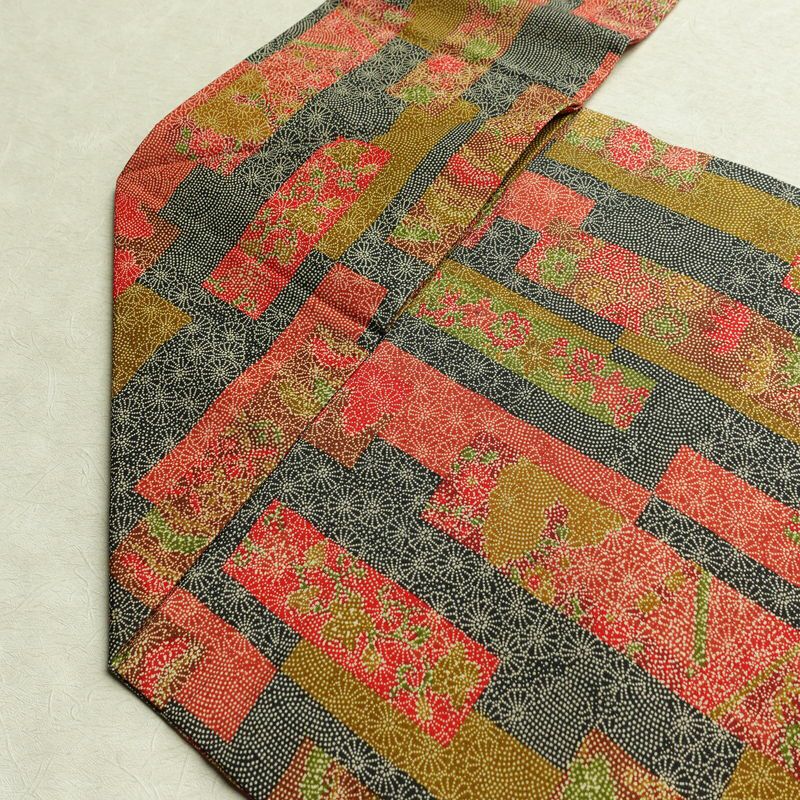 名古屋帯 全通柄 美品 正絹 古典柄 名古屋仕立て 帯 多色使い_画像18