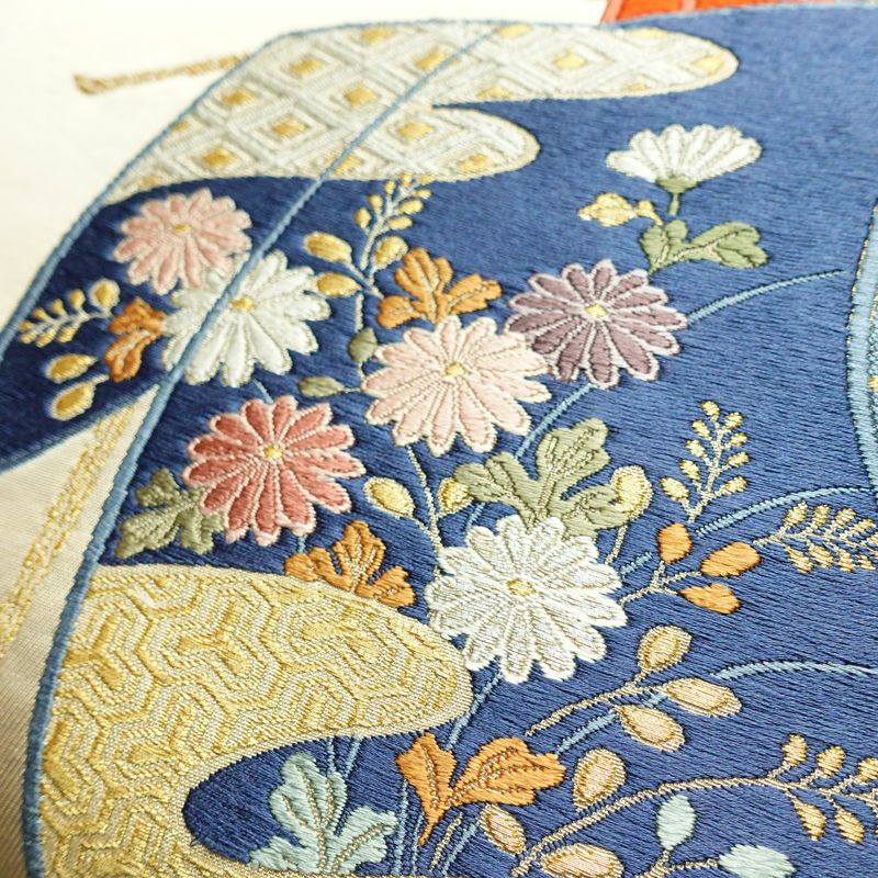 名古屋帯 太鼓柄 良品 正絹 古典柄 通し仕立て 刺繍 金糸 銀糸 帯 ベージュ_画像3