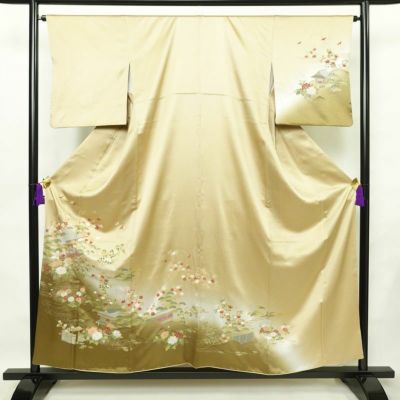 訪問着 美品 綸子 正絹 風景柄 袷仕立て 身丈156cm 裄丈64cm 箔 金彩 フォーマル 着物 ベージュ
