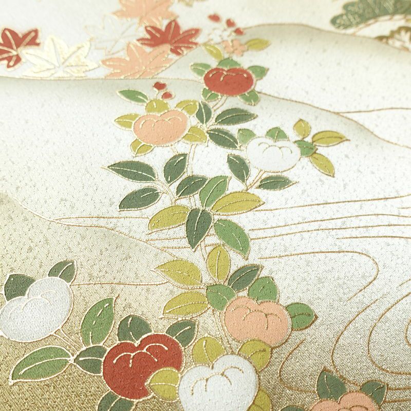 訪問着 美品 綸子 正絹 風景柄 袷仕立て 身丈156cm 裄丈64cm 箔 金彩 フォーマル 着物 ベージュ_画像10