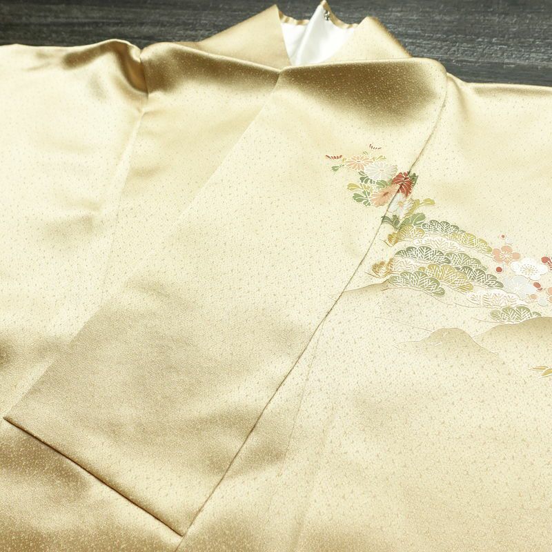 訪問着 美品 綸子 正絹 風景柄 袷仕立て 身丈156cm 裄丈64cm 箔 金彩 フォーマル 着物 ベージュ_画像17