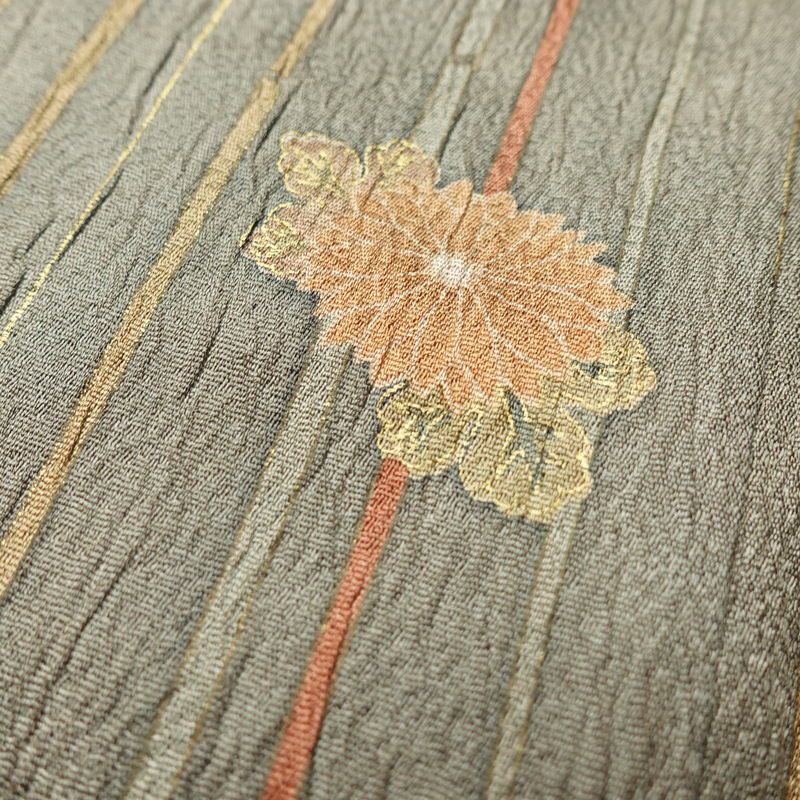 訪問着 良品 正絹 古典柄 袷仕立て 身丈166.5cm 裄丈69.5cm 一部しつけ糸付き 金彩 フォーマル 着物 緑・うぐいす色_画像9