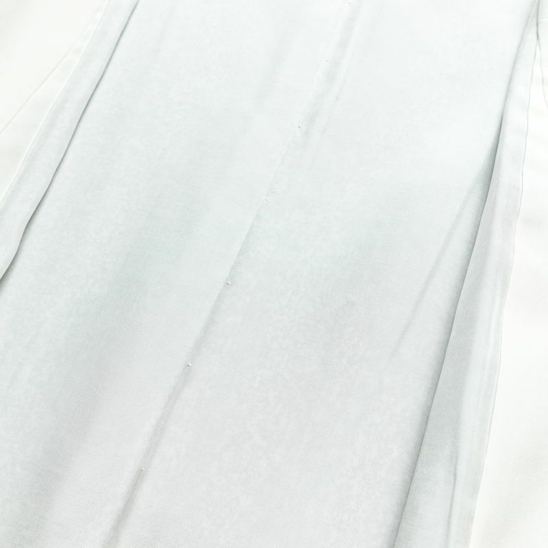 付け下げ 良品 しつけ糸付き 縮緬 正絹 花柄 袷仕立て 身丈162cm 裄丈65cm 箔 刺繍 金彩 フォーマル 着物 黒_画像19