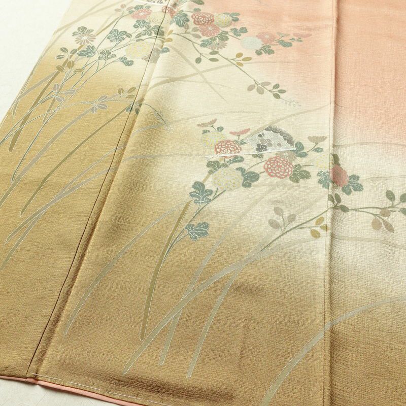 訪問着 良品 しつけ糸付き 正絹 古典柄 袷仕立て 身丈162.5cm 裄丈66cm 箔 フォーマル 着物 ピンク_画像4