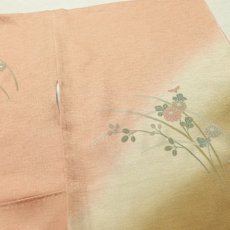 訪問着 良品 しつけ糸付き 正絹 古典柄 袷仕立て 身丈162.5cm 裄丈66cm 箔 フォーマル 着物 ピンク_画像13