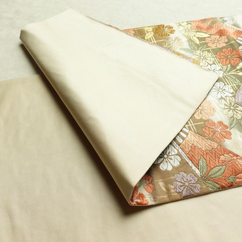 袋帯 六通柄 フォーマル用 正絹 古典柄 箔 金糸 帯 多色使い_画像9