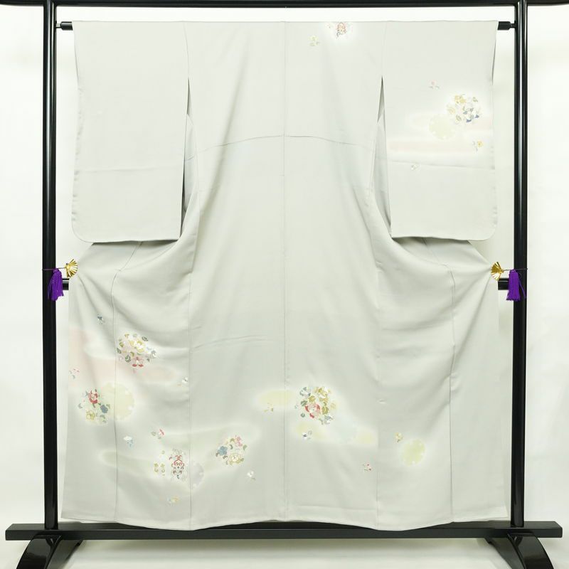 付け下げ しつけ糸付き 正絹 花柄 袷仕立て 身丈154cm 裄丈63cm 共八掛 金彩 フォーマル 着物 グレー_画像1