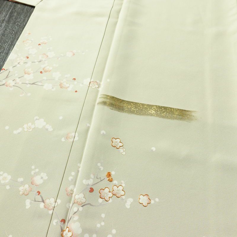 訪問着 良品 しつけ糸付き 金駒刺繍 正絹 花柄 袷仕立て 身丈159.5cm 裄丈65.5cm 箔 金彩 フォーマル 着物 緑・うぐいす色_画像5