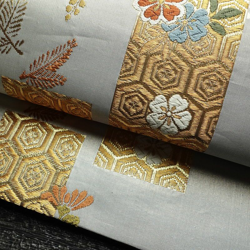 袋帯 六通柄 フォーマル用 正絹 古典柄 箔 金糸 帯 金・銀_画像10