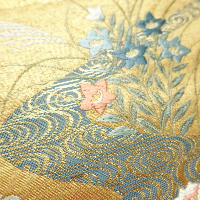 袋帯 本金箔 琳派春秋文 六通柄 良品 フォーマル用 正絹 古典柄 箔 金糸 帯 金・銀_画像5