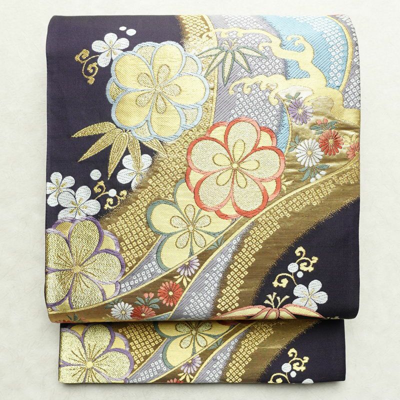袋帯 西陣織 六通柄 良品 証紙あり フォーマル用 正絹 古典柄 箔 金糸 帯 花紀行 紫・藤色_画像1