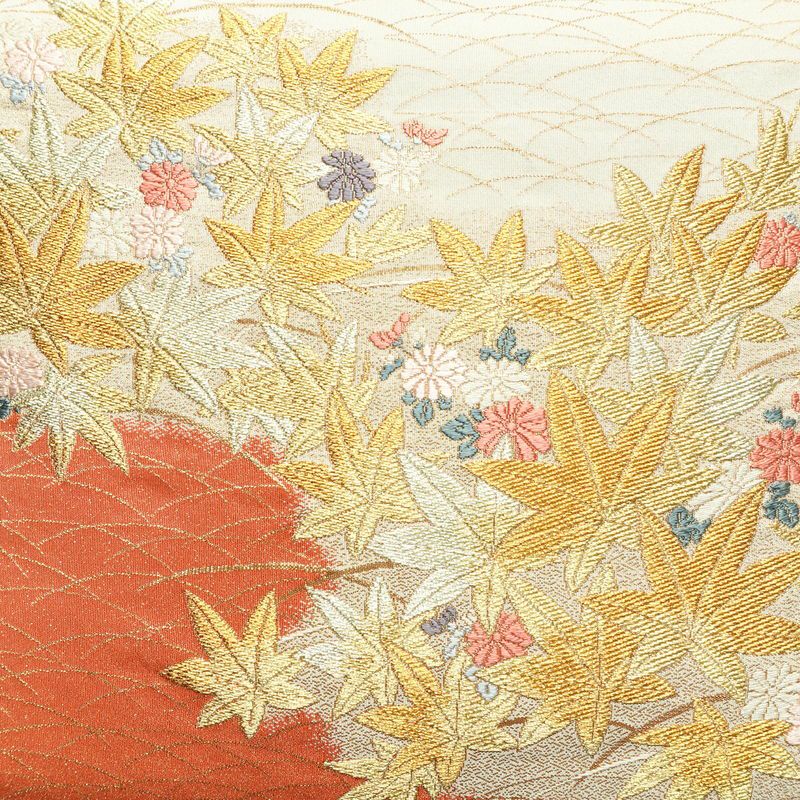 袋帯 六通柄 フォーマル用 正絹 木の葉・植物柄 箔 金糸 帯 赤・朱_画像2