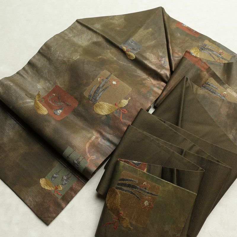 名古屋帯 六通柄 正絹 名古屋仕立て 箔 カーキ 帯 緑・うぐいす色 古典柄_画像17