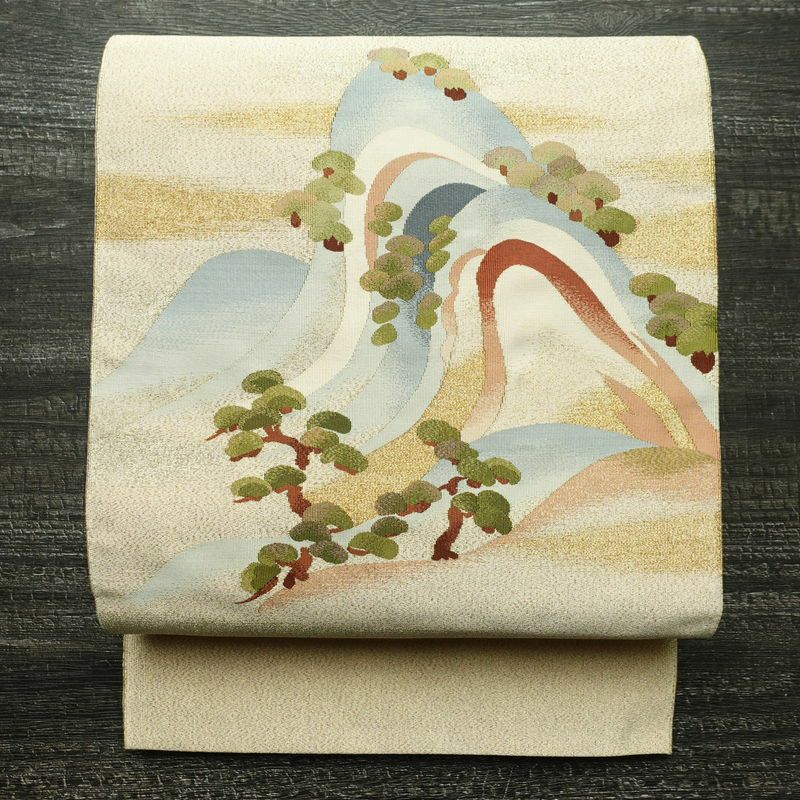 名古屋帯 つづれ織 太鼓柄 正絹 風景柄 通し仕立て 金糸 帯 ベージュ_画像1