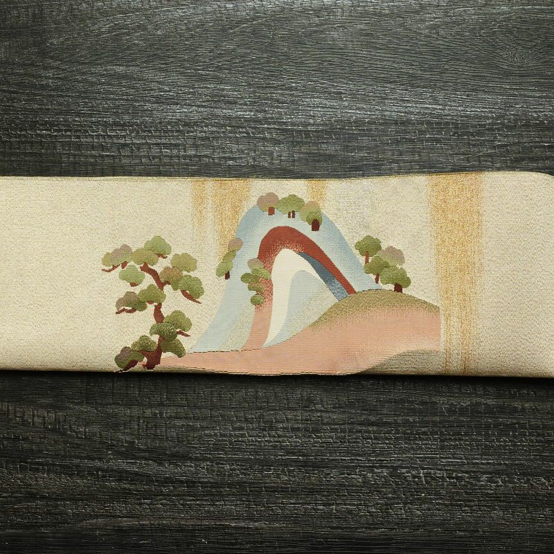 名古屋帯 つづれ織 太鼓柄 正絹 風景柄 通し仕立て 金糸 帯 ベージュ_画像15