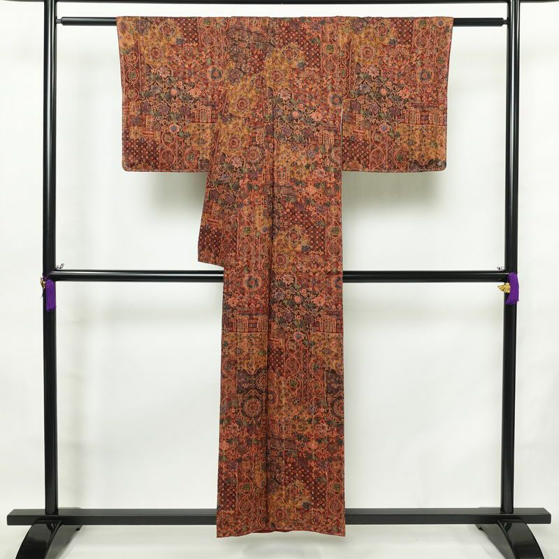 小紋 良品 正絹 花柄 袷仕立て 身丈154cm 裄丈64.5cm 一部しつけ糸付き 着物 多色使い_画像2