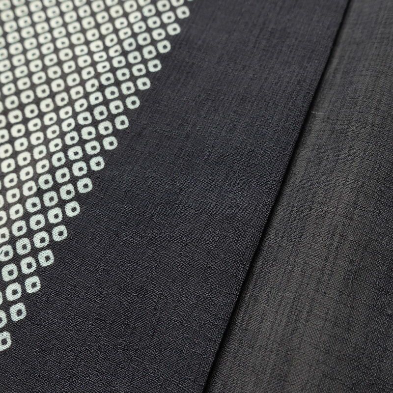 盛夏 小紋 ポリエステル チェック・格子柄 単衣仕立て 身丈151cm 裄丈65.5cm 桜 市松 鹿の子 着物 グレー_画像9